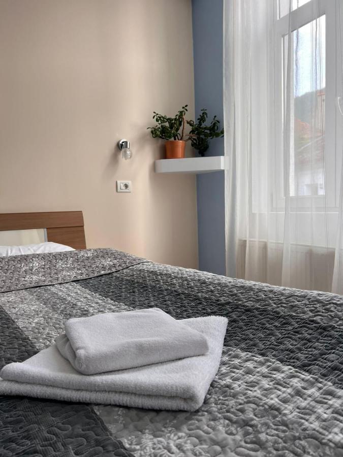 Pension Old City Brasov Bagian luar foto